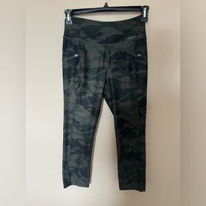 Eddie Bauer Camo Leggings - size XS